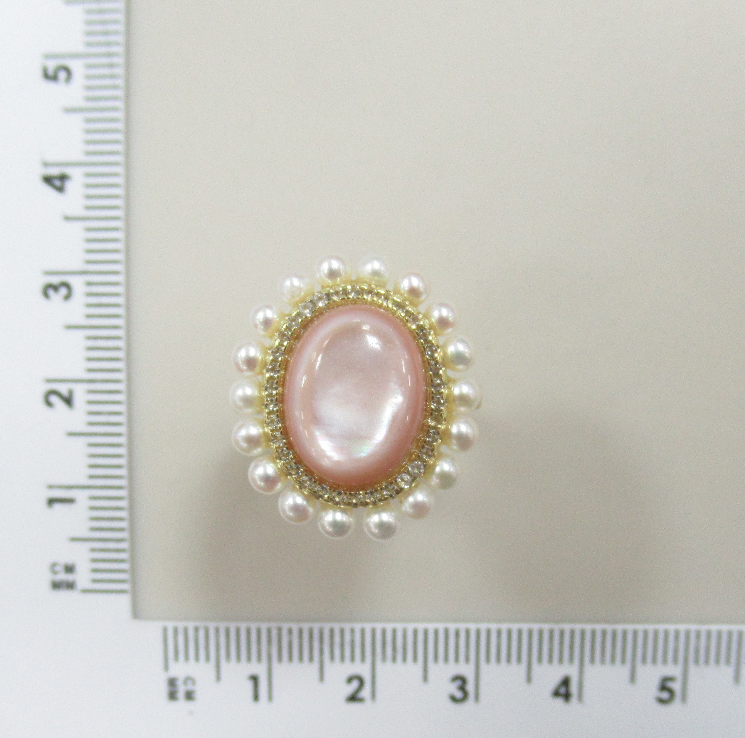 Серебряное кольцо с перламутром и жемчугом